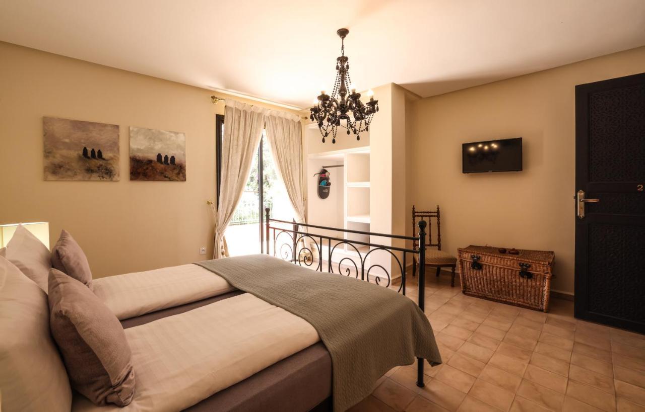 Tiguemine Sarah Hotel Douar Akkara ภายนอก รูปภาพ