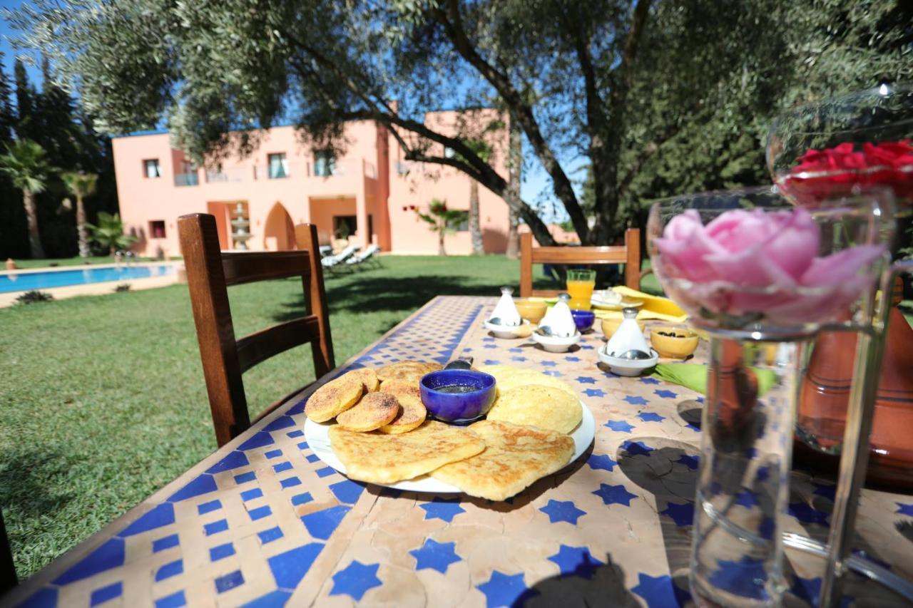 Tiguemine Sarah Hotel Douar Akkara ภายนอก รูปภาพ